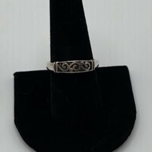 925 Sterling Silver Vintage Swirl Ring Size 8